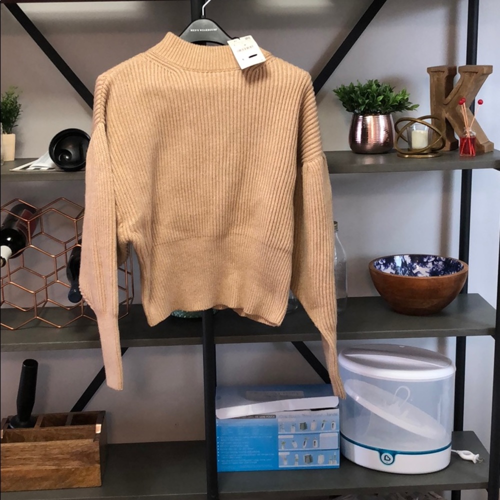 Zara NWT bubble sleeve sweater